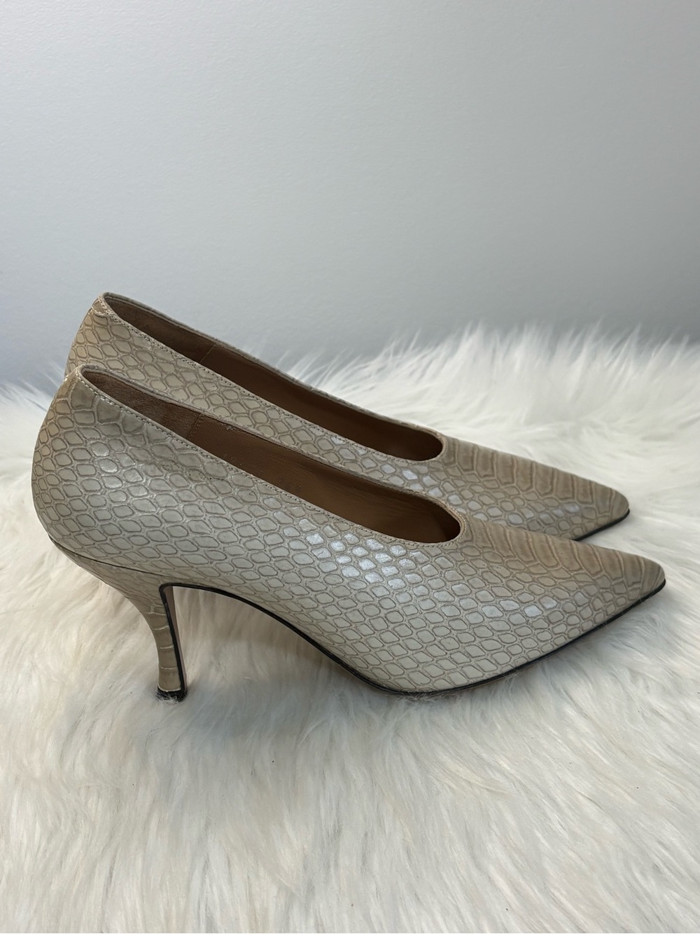 Dries Van Noten Cream Snakeskin-Textured Pointed Pumps